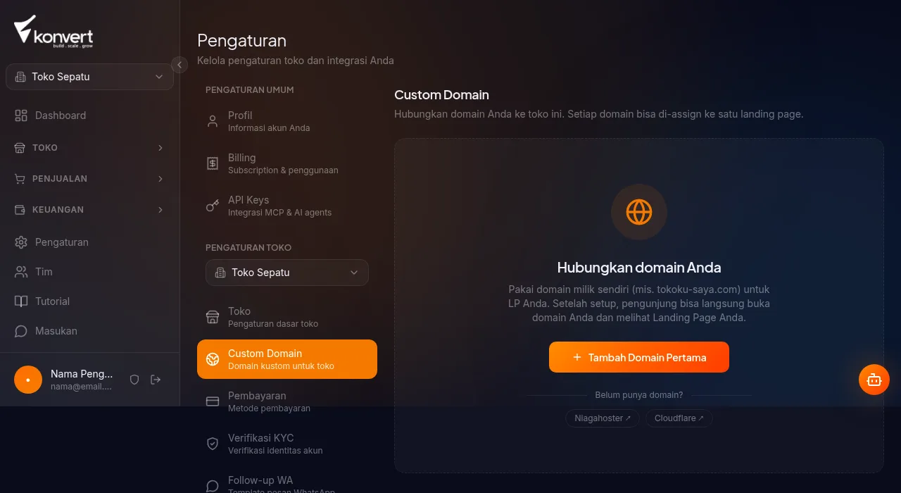 Halaman kosong di Pengaturan → Custom Domain, sebelum ada domain ditambahkan
